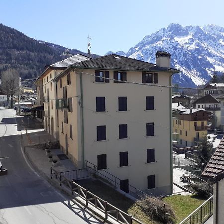 Vila Al Ponte Nuovo Ponte Di Legno Exteriér fotografie