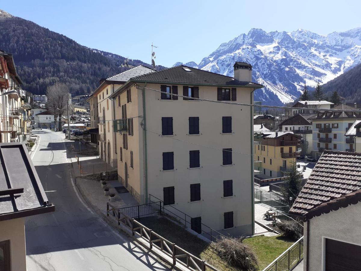 Vila Al Ponte Nuovo Ponte Di Legno Exteriér fotografie